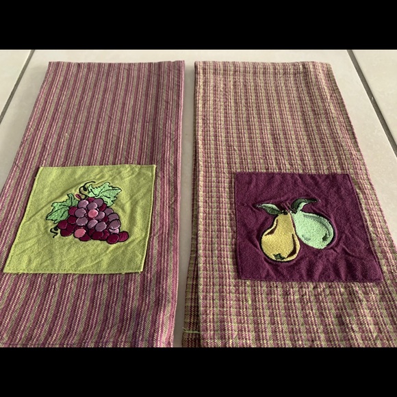 New Kitchen Towel Set - Picture 2 of 5